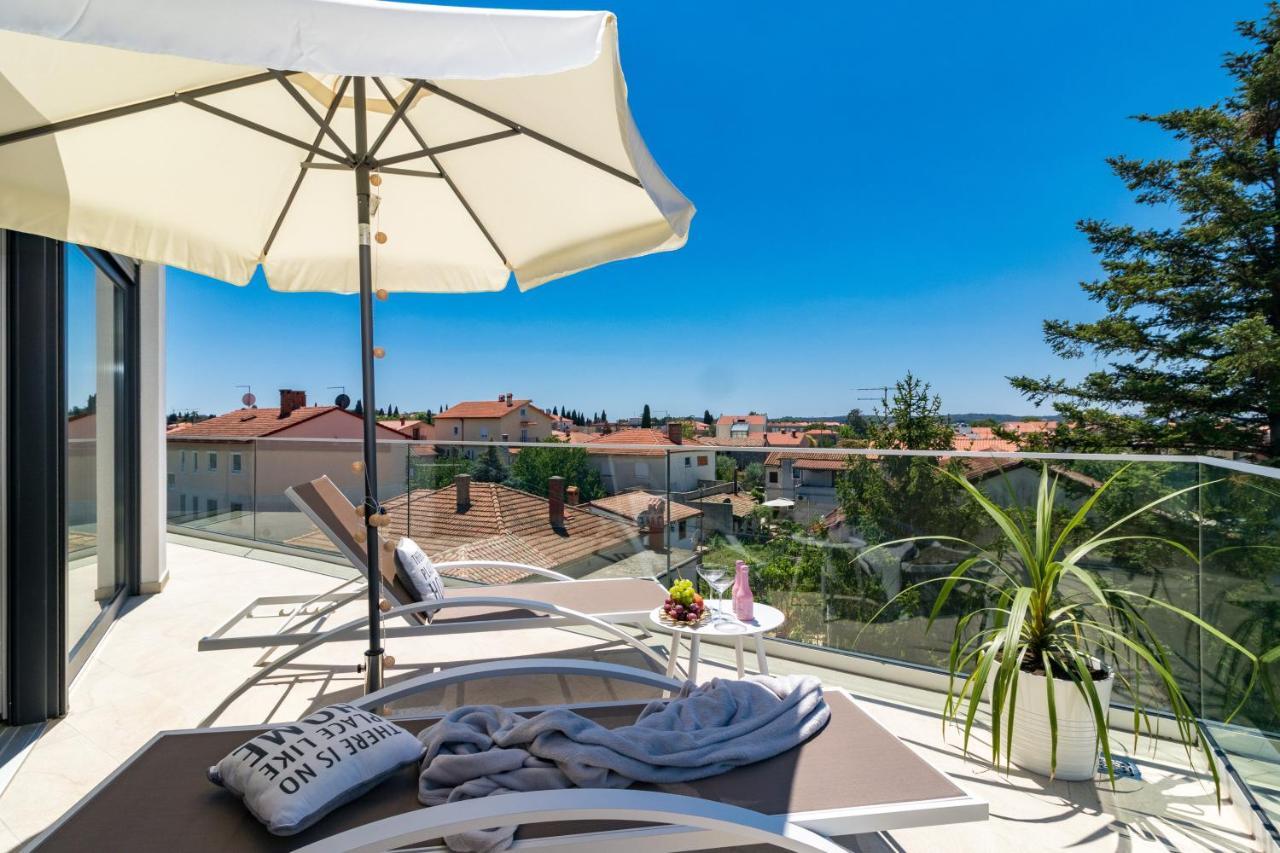 Villa Elena Deluxe Mit Whirlpool Und Beheiztem Pool Am Meer Und Wunderschoenen Blick Auf Die Brijuni Inseln Fažana Kültér fotó